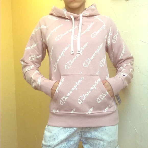 Champion Tops - Champion 🤍Lavender Warm Cotton Logo Hoodie NWT XS